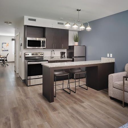 Stayapt Suites Greenville-Greer/Bmw Bagian luar foto